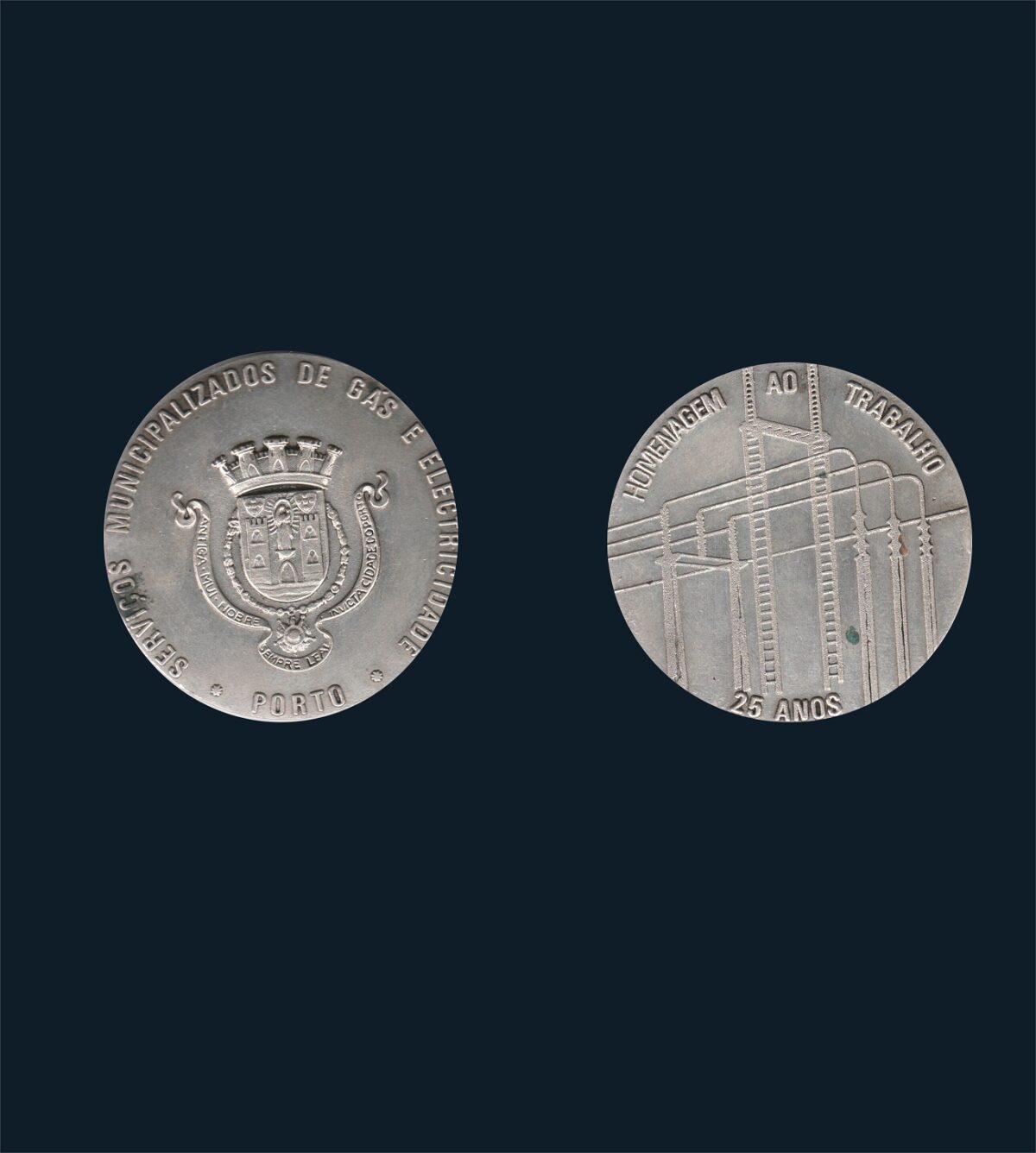 Medalha - Homenagem ao Trabalhador 25 Anos - Porto - Image 1